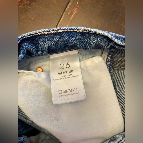 MOTHER Blue Cropped Distressed Jeans - Picture 4 of 16